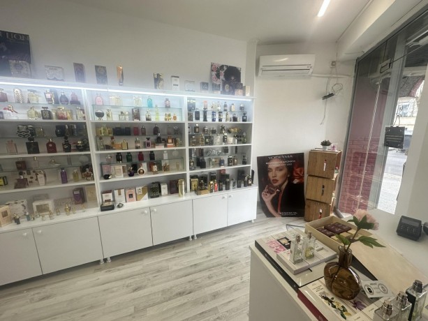 prodava-se-razraboten-biznes-magazin-za-parfiumi-big-0